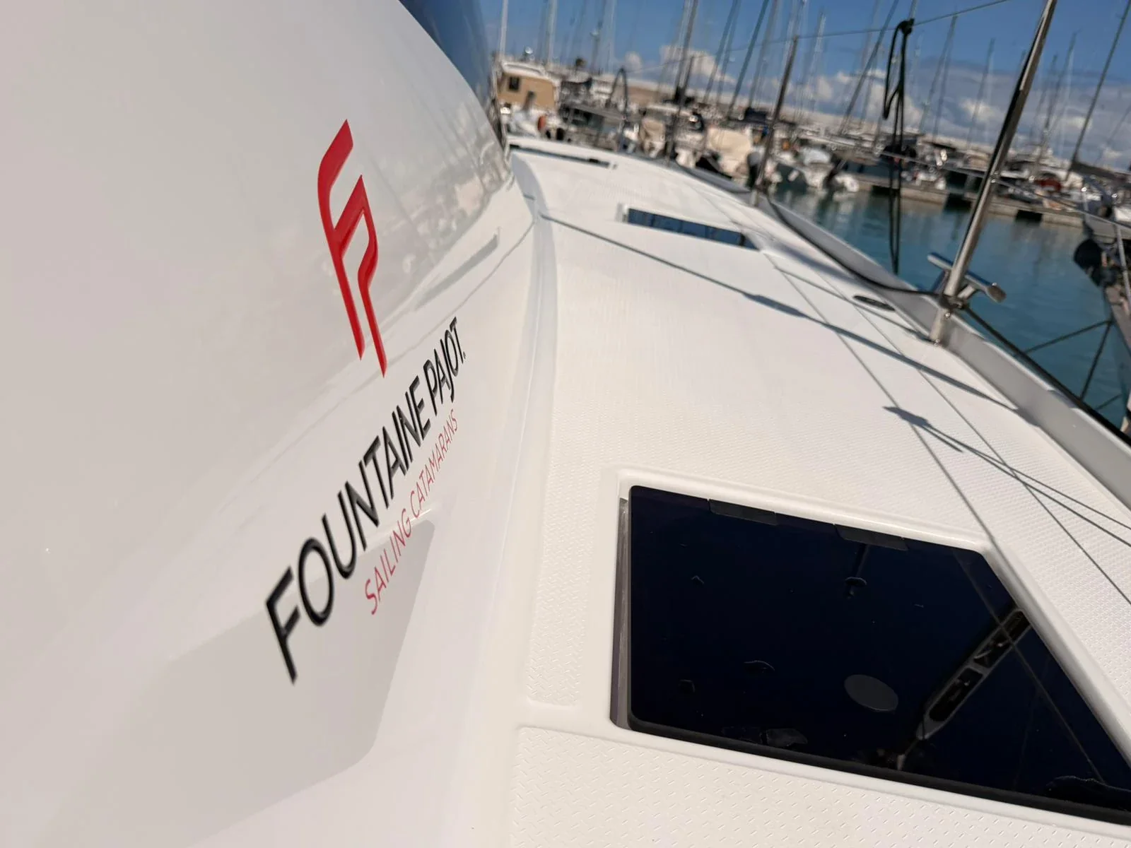 Yacht FOUNTAINE PAJOT Elba 45 - Blu Dolphin - Foto 1