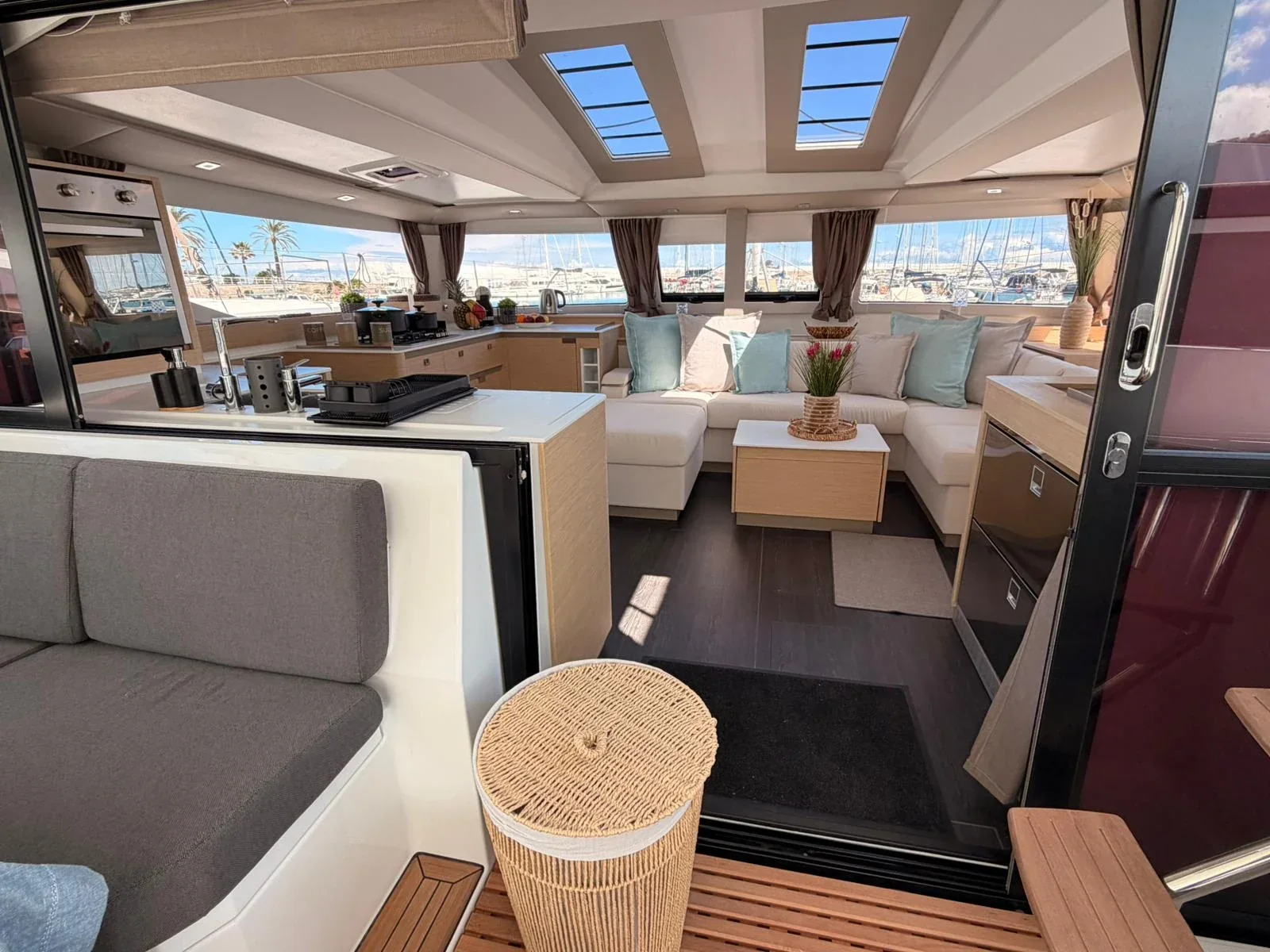 Yacht FOUNTAINE PAJOT Elba 45 - Blu Dolphin - Foto 1