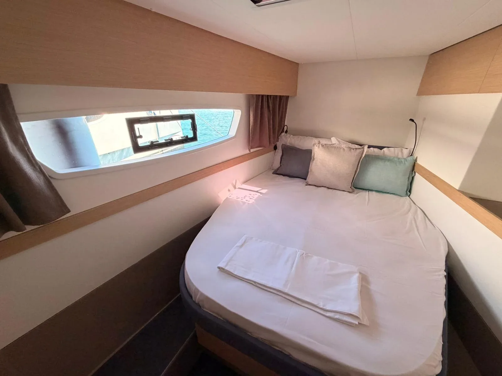 Yacht FOUNTAINE PAJOT Elba 45 - Blu Dolphin - Foto 1