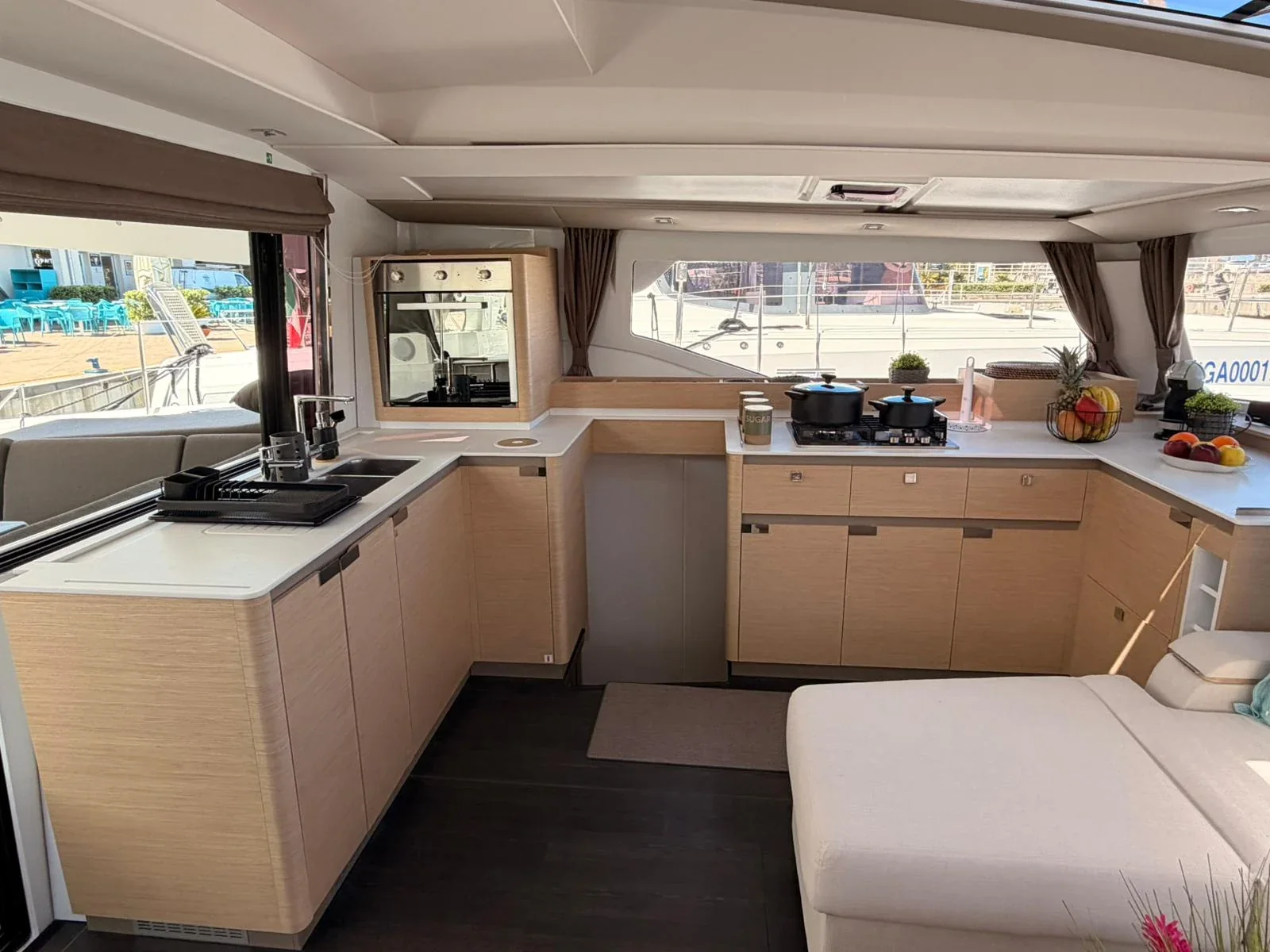 Yacht FOUNTAINE PAJOT Elba 45 - Blu Dolphin - Foto 1
