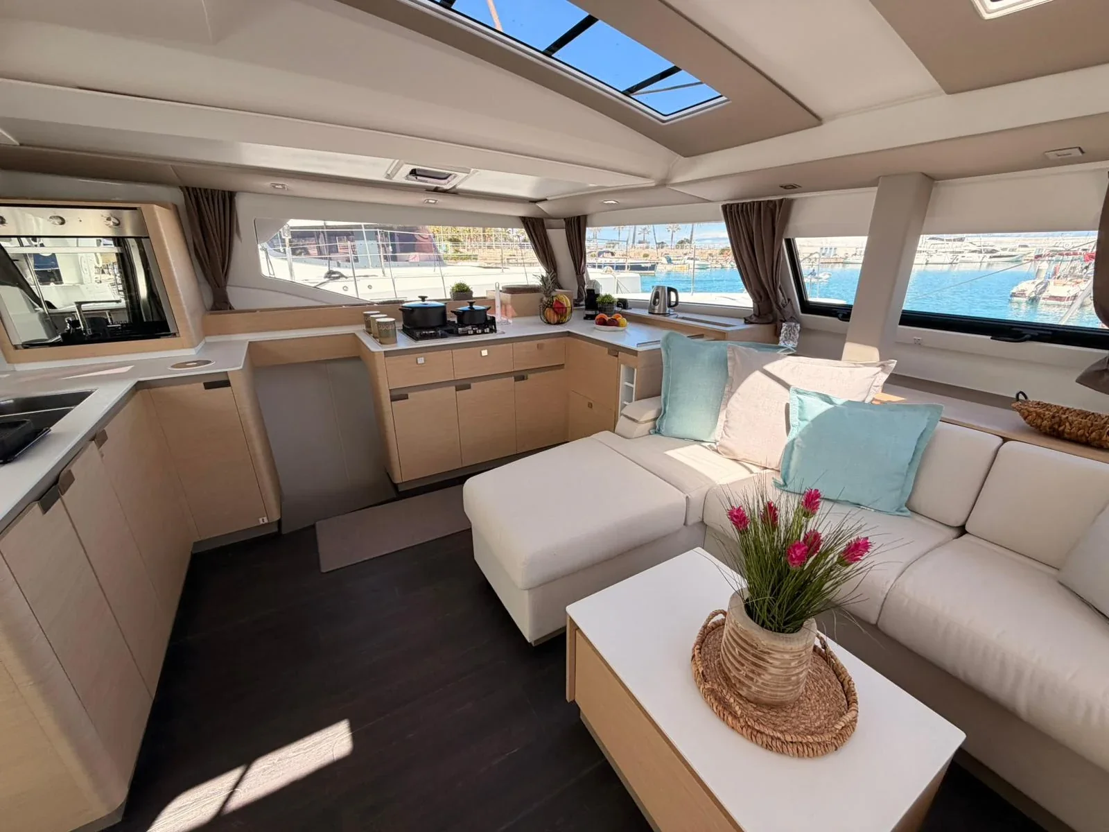 Yacht FOUNTAINE PAJOT Elba 45 - Blu Dolphin - Foto 1