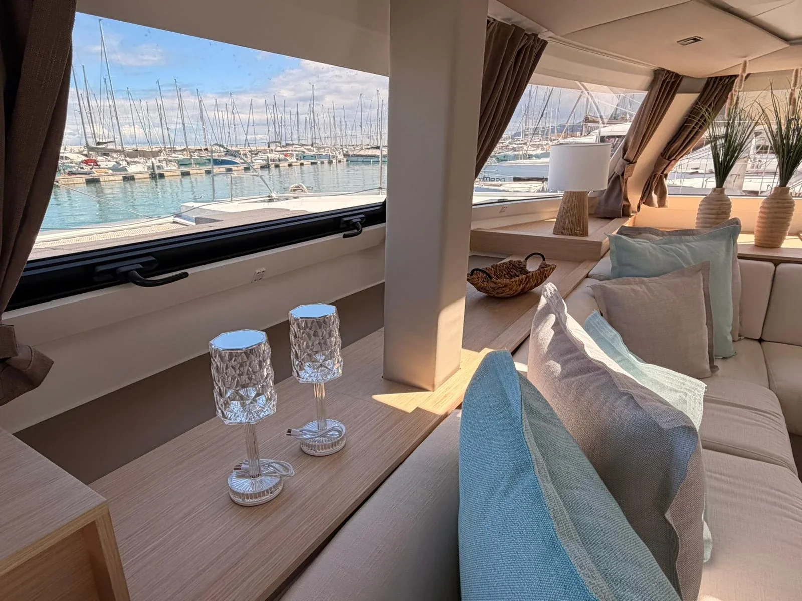 Yacht FOUNTAINE PAJOT Elba 45 - Blu Dolphin - Foto 1