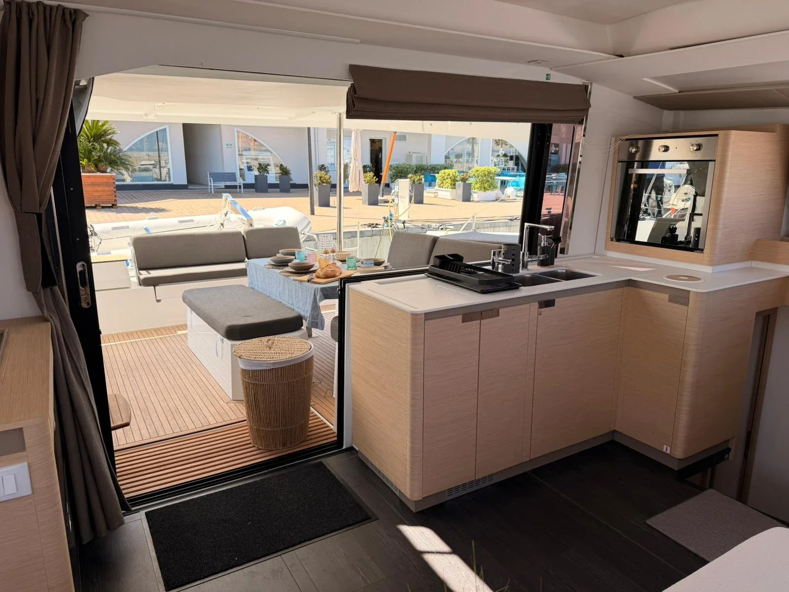 Yacht FOUNTAINE PAJOT Elba 45 - Blu Dolphin - Foto 1