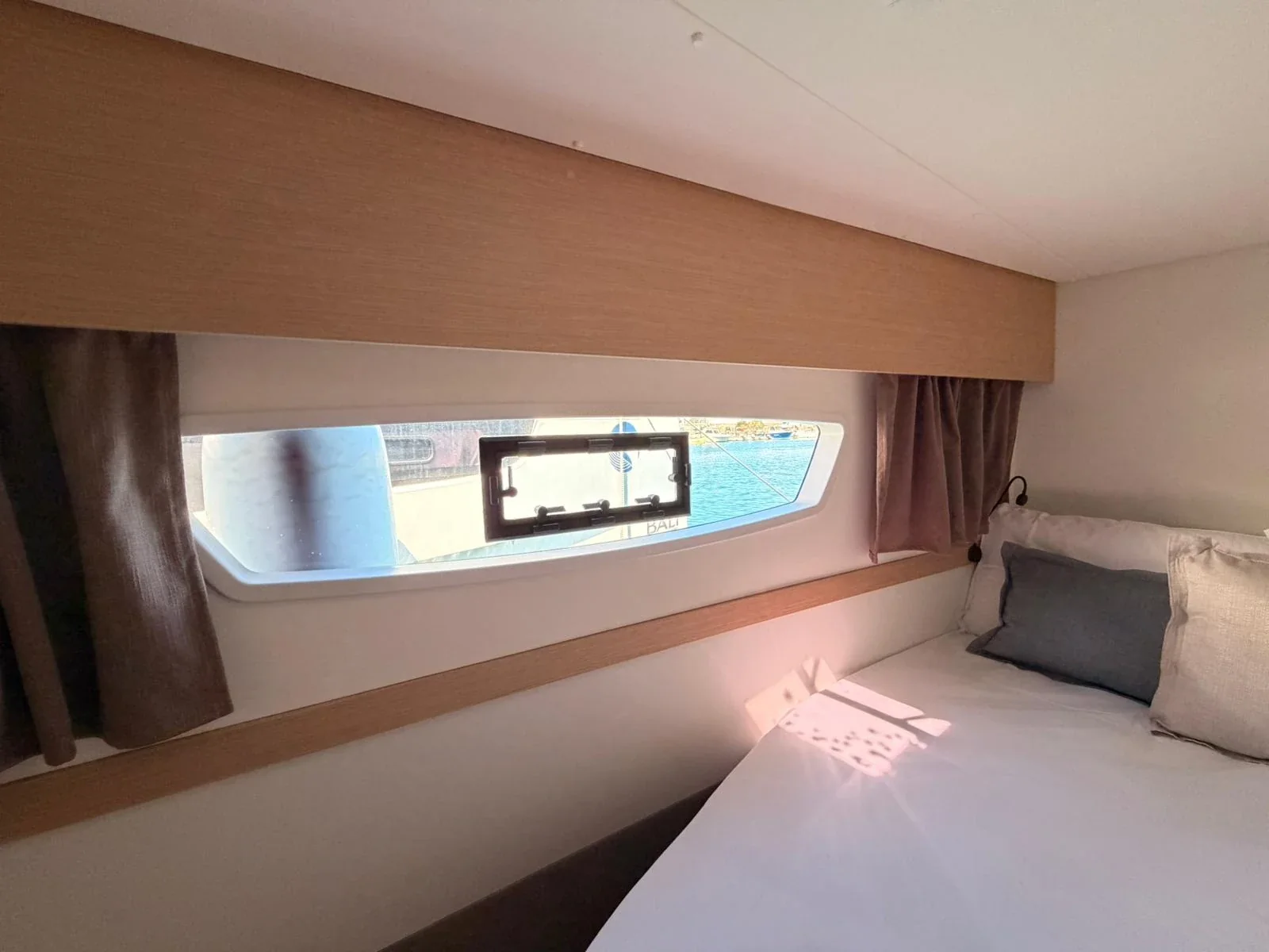 Yacht FOUNTAINE PAJOT Elba 45 - Blu Dolphin - Foto 1