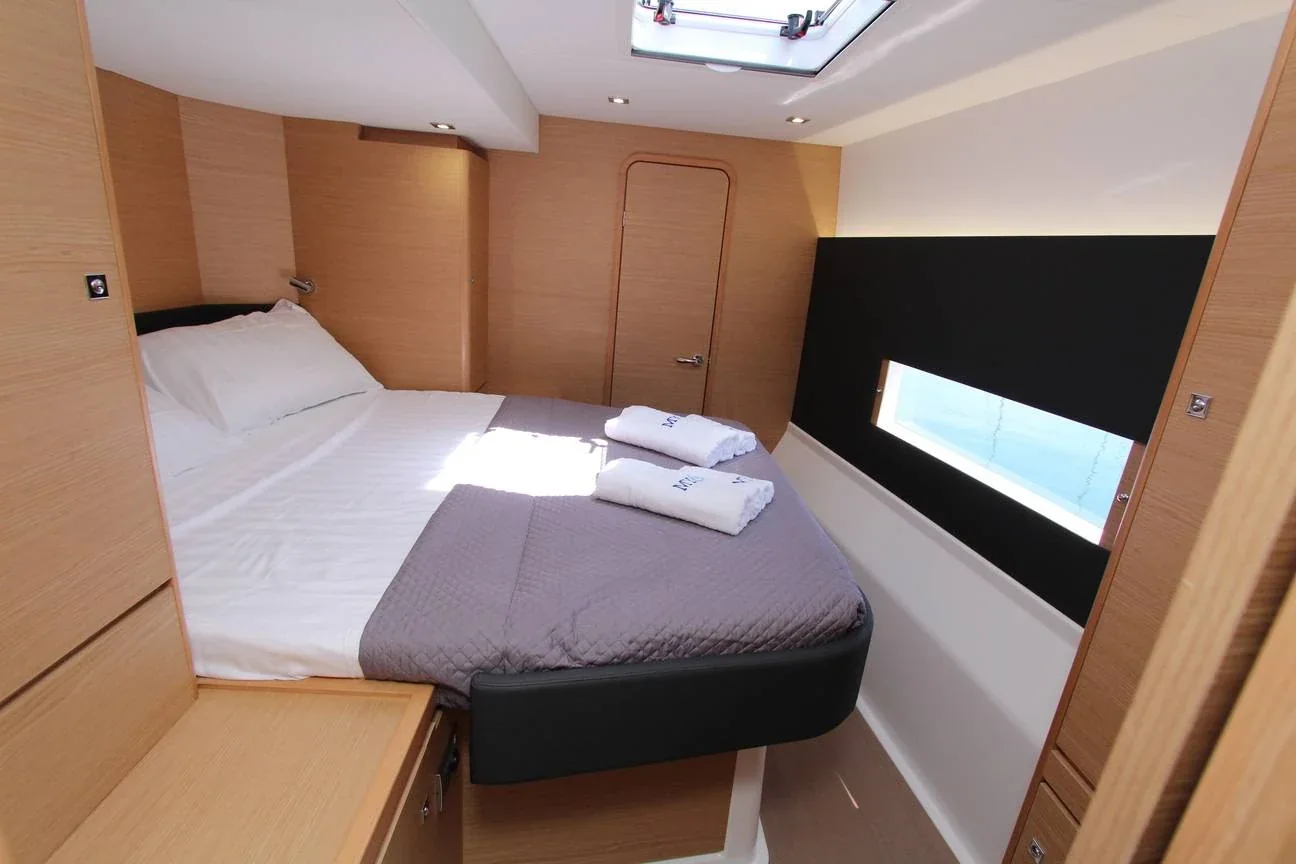 Yacht DUFOUR 48 Catamaran - Inrada - Foto 11