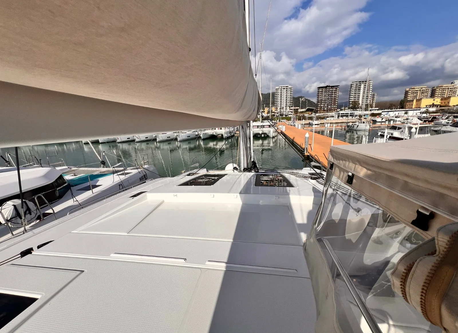 Yacht FOUNTAINE PAJOT Elba 45 - Nami