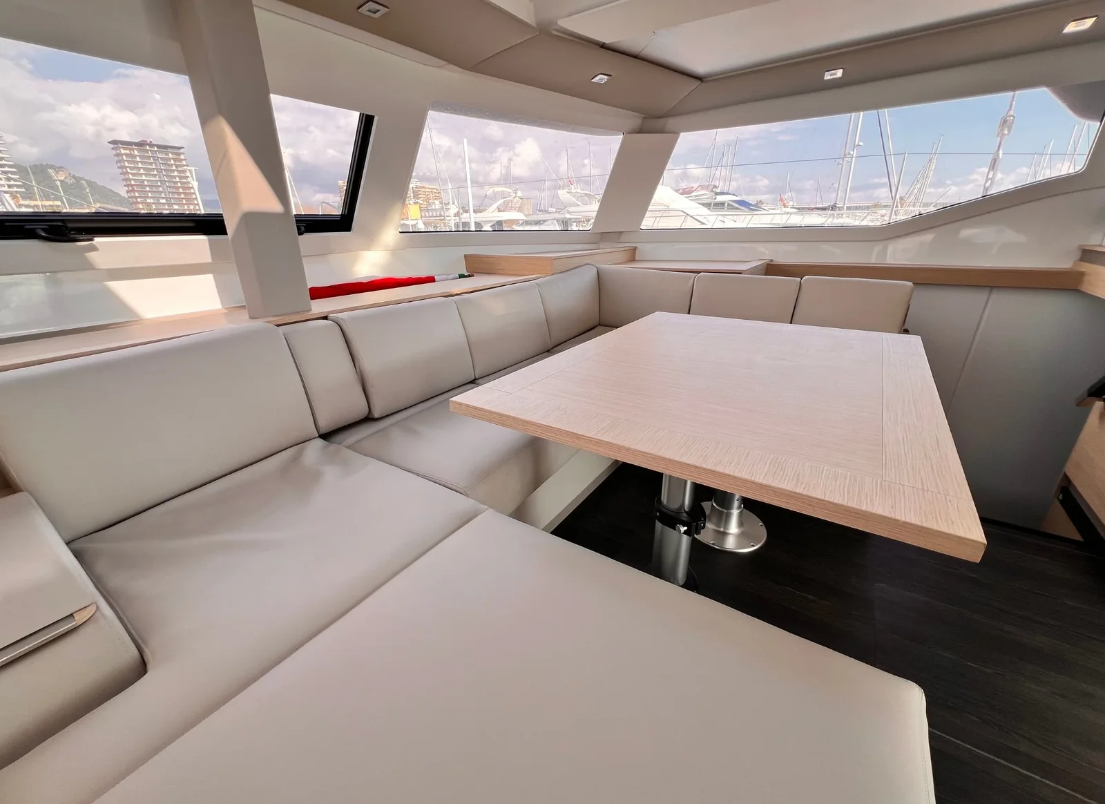 Yacht FOUNTAINE PAJOT Elba 45 - Nami - Foto 1