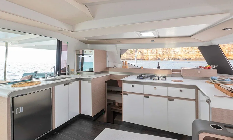 Yacht FOUNTAINE PAJOT Elba 45 - Nami - Foto 1