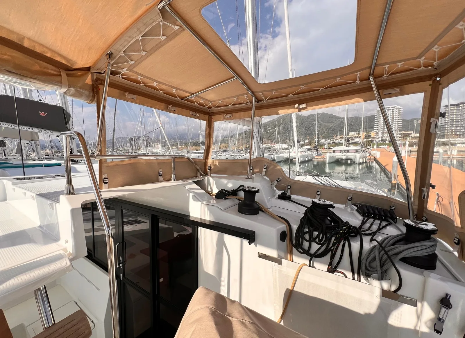 Yacht FOUNTAINE PAJOT Elba 45 - Nami - Foto 1