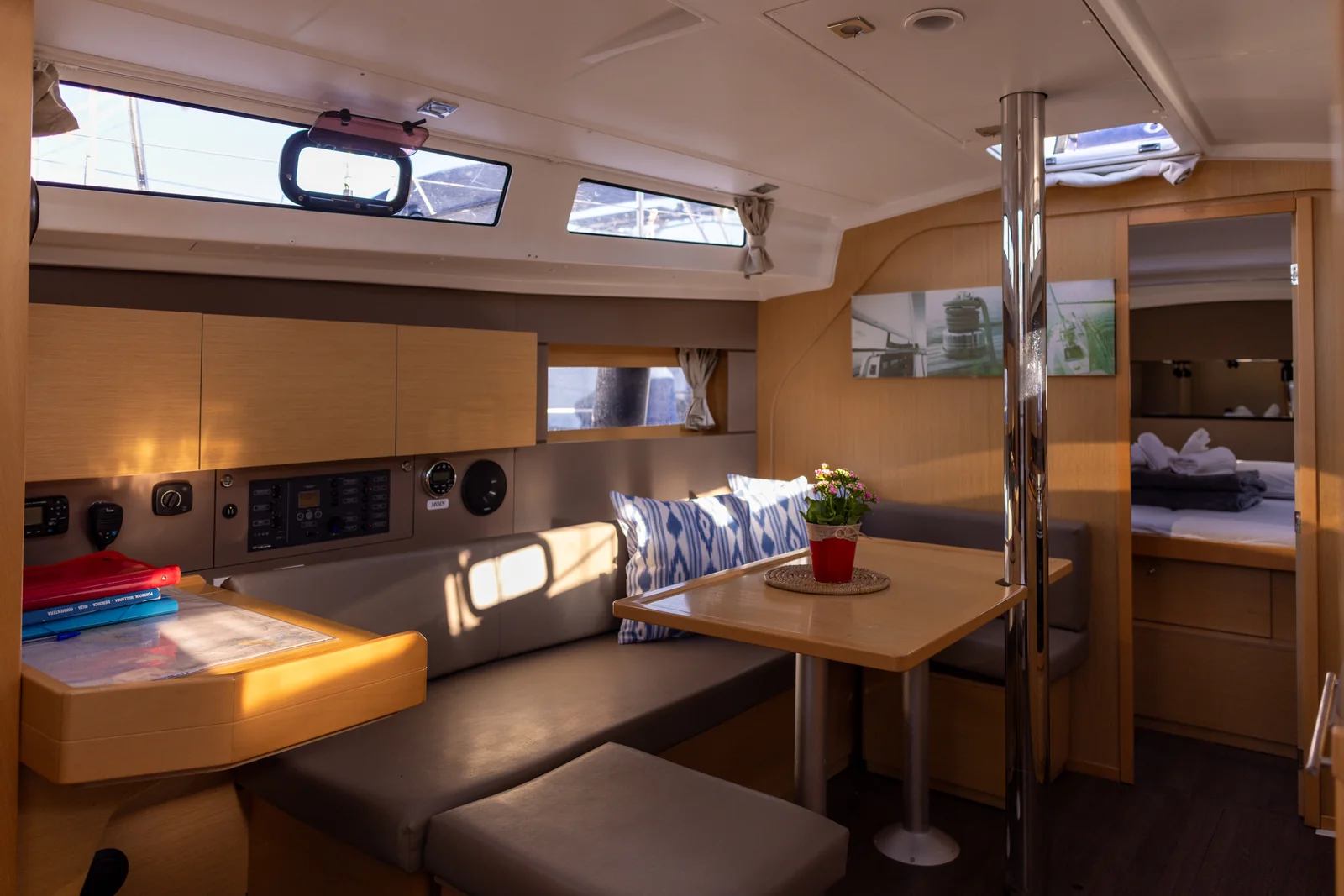 Yacht BENETEAU Oceanis 38 - Moin - Foto 1