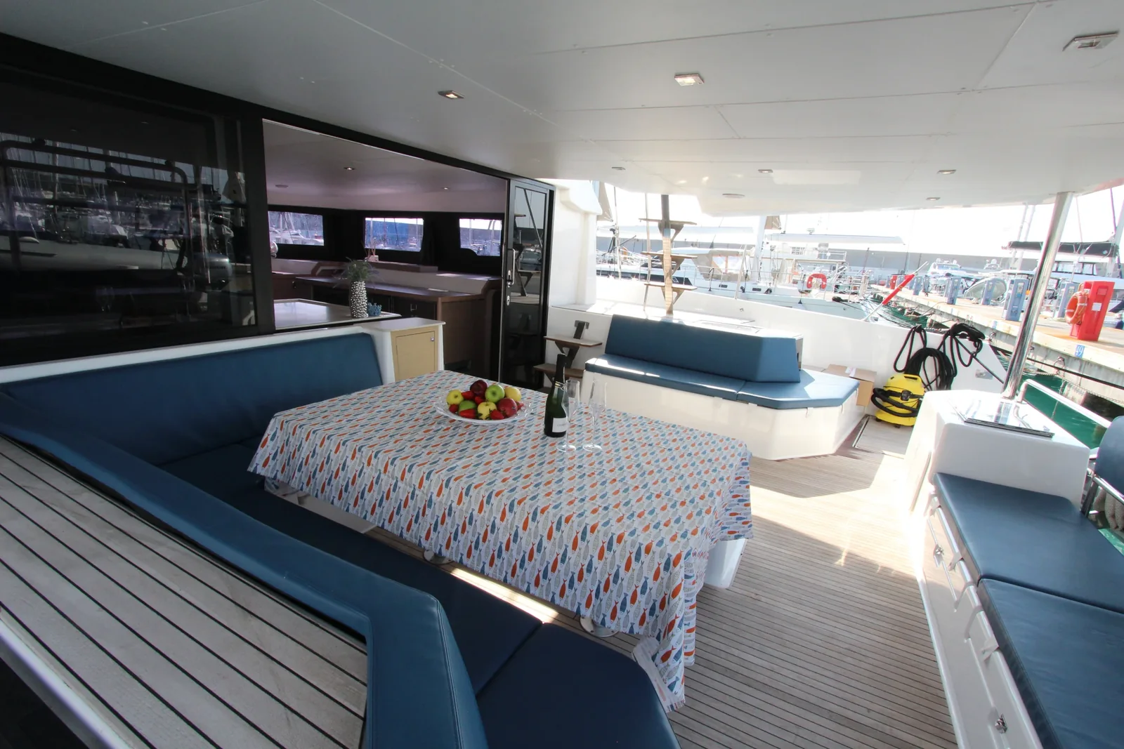 Yacht DUFOUR 48 Catamaran - Lublu - Foto 1