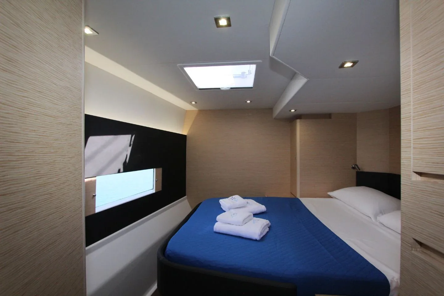Yacht DUFOUR 48 Catamaran - Stella