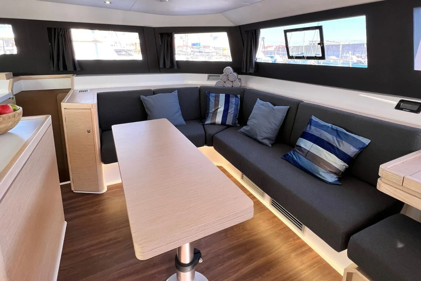 Yacht DUFOUR 48 Catamaran - Stella - Foto 1
