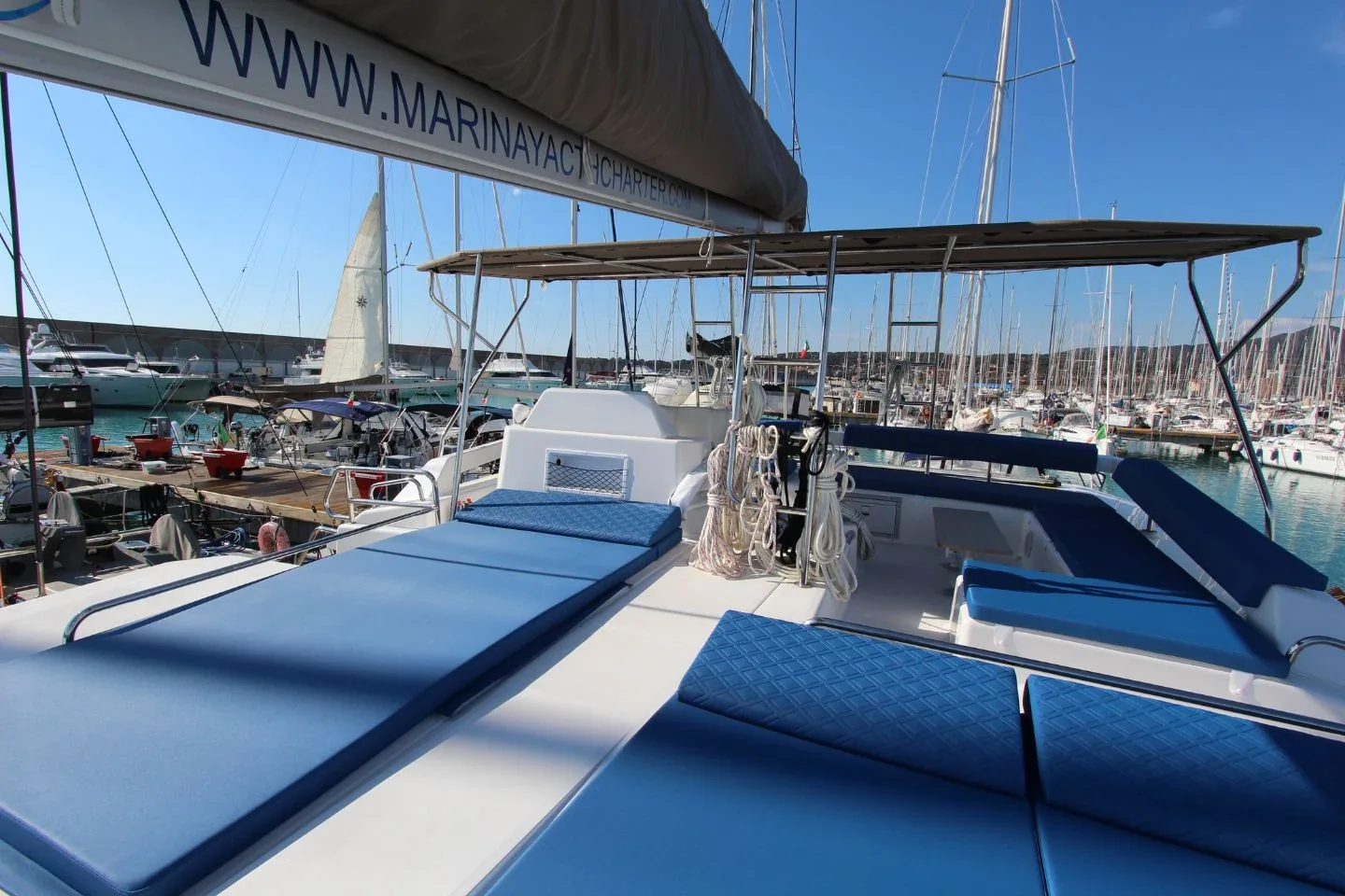 Yacht DUFOUR 48 Catamaran - Stella - Foto 1