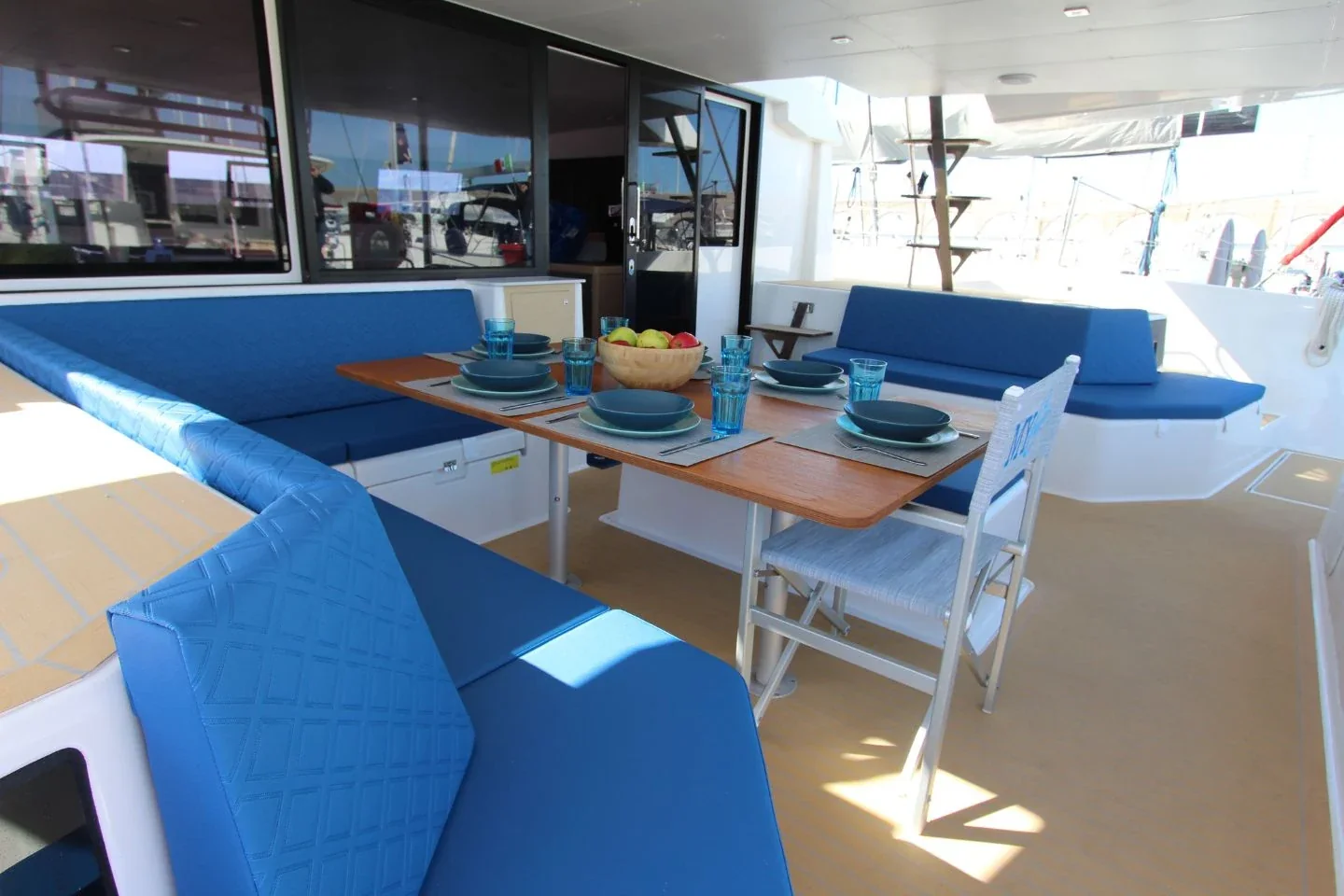 Yacht DUFOUR 48 Catamaran - Stella - Foto 1
