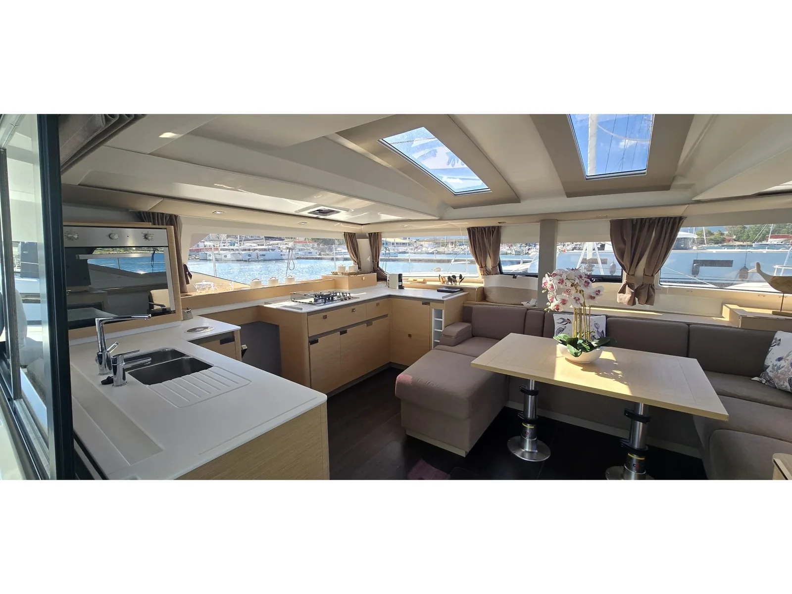 Yacht FOUNTAINE PAJOT Elba 45 - Heidsieck - Foto 1