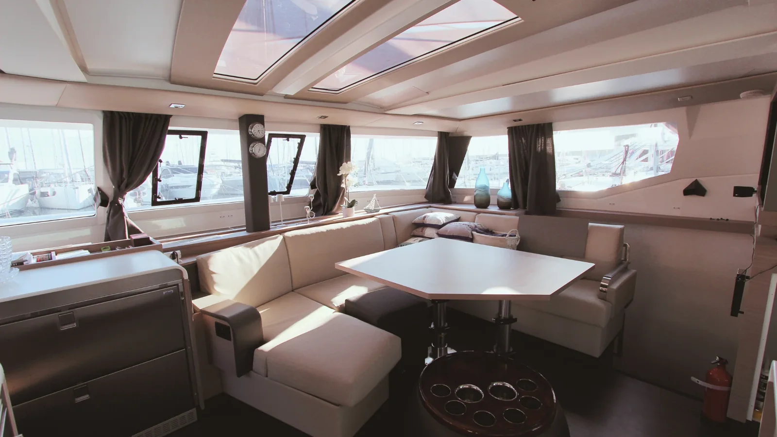 Yacht FOUNTAINE PAJOT Tanna 47 - Sonrisa - Foto 1