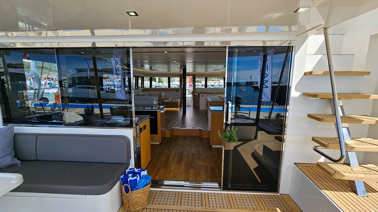 Yacht MAZARIN YACHTS Mazarin 55 - October - Foto 1