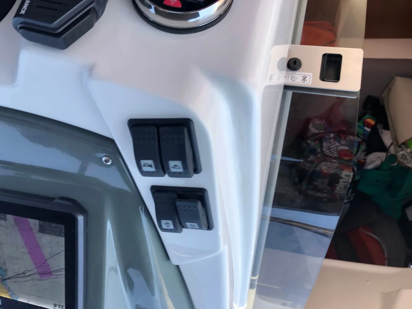 Yacht KARNIC POWERBOATS Karnic SL 702 - Meliti - Foto 1