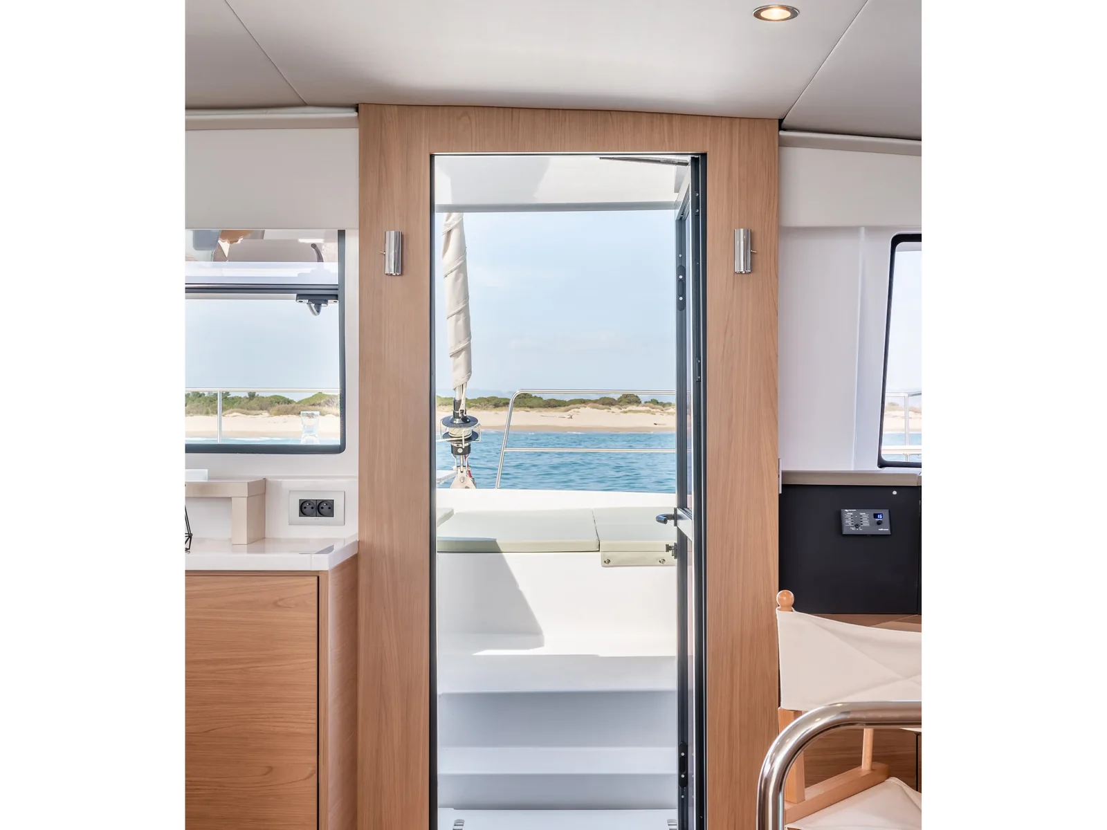 Yacht CATANA Bali 4.6 - Miss Margot