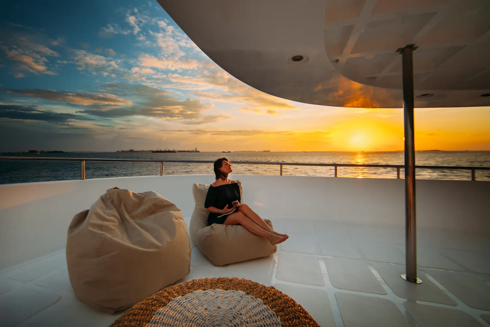 Yacht SALTED FIBER WORKS Luxury Motor Yacht - Alice - Foto 3