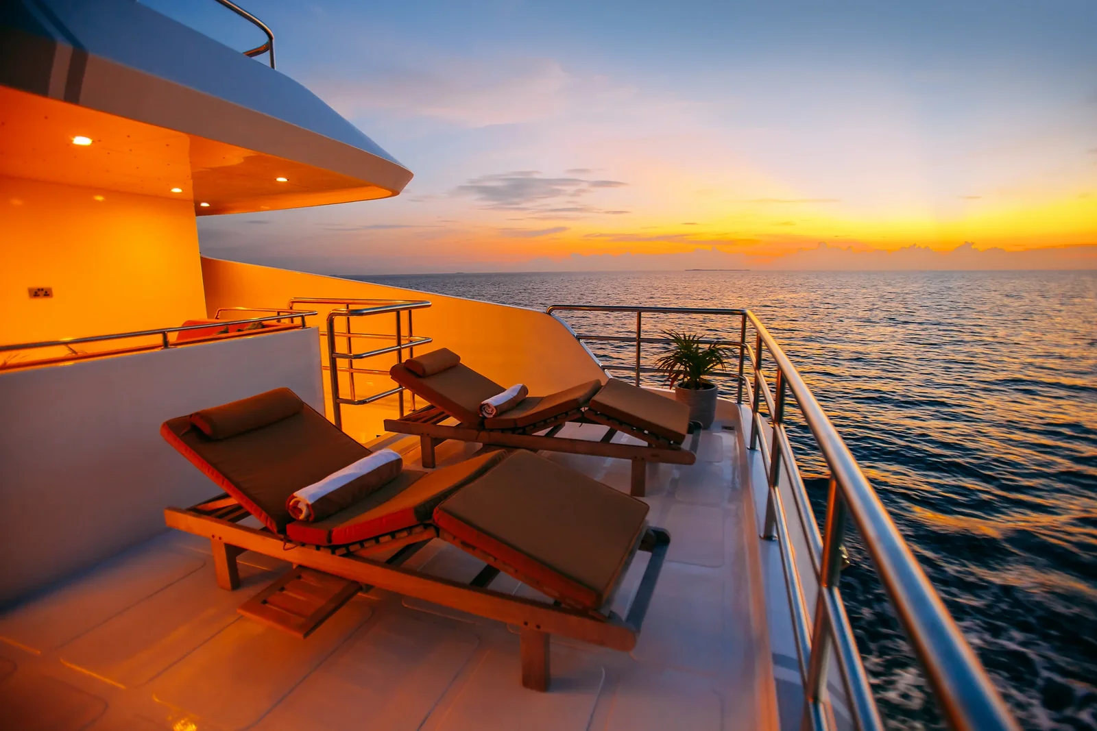 Yacht SALTED FIBER WORKS Luxury Motor Yacht - Alice - Foto 12