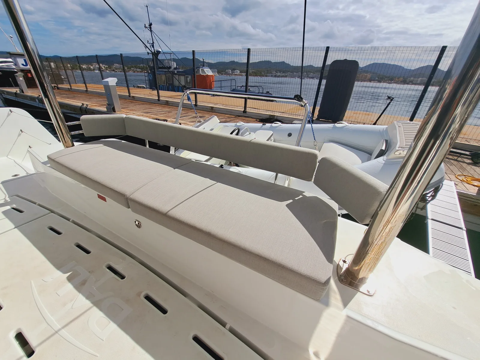 Yacht CATANA Bali 4.6 - Cancelli del Cielo - Foto 1