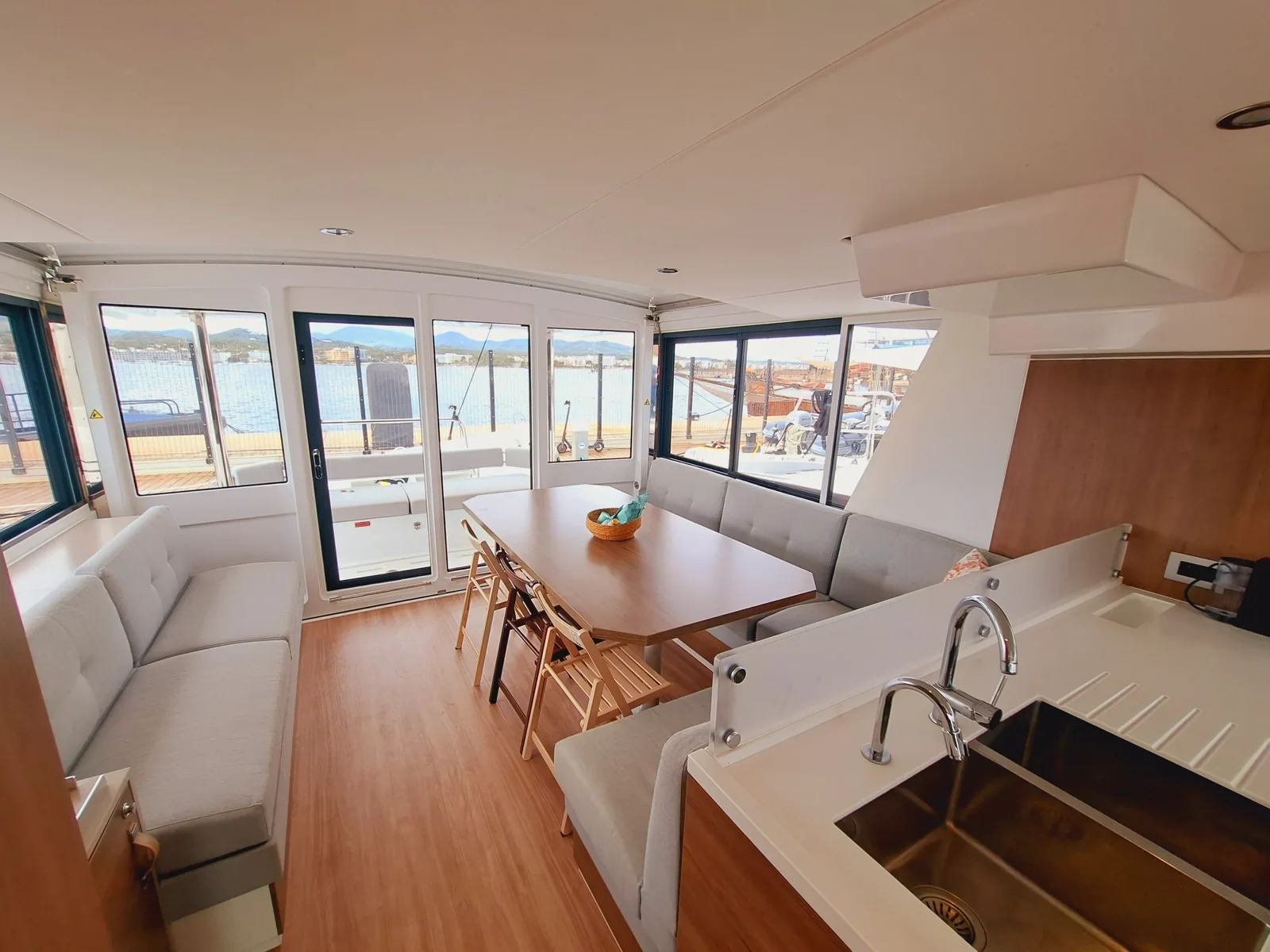 Yacht CATANA Bali 4.6 - Cancelli del Cielo - Foto 1