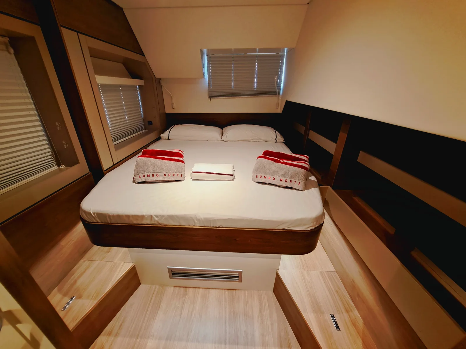Yacht CATANA Bali 4.6 - Cancelli del Cielo - Foto 1