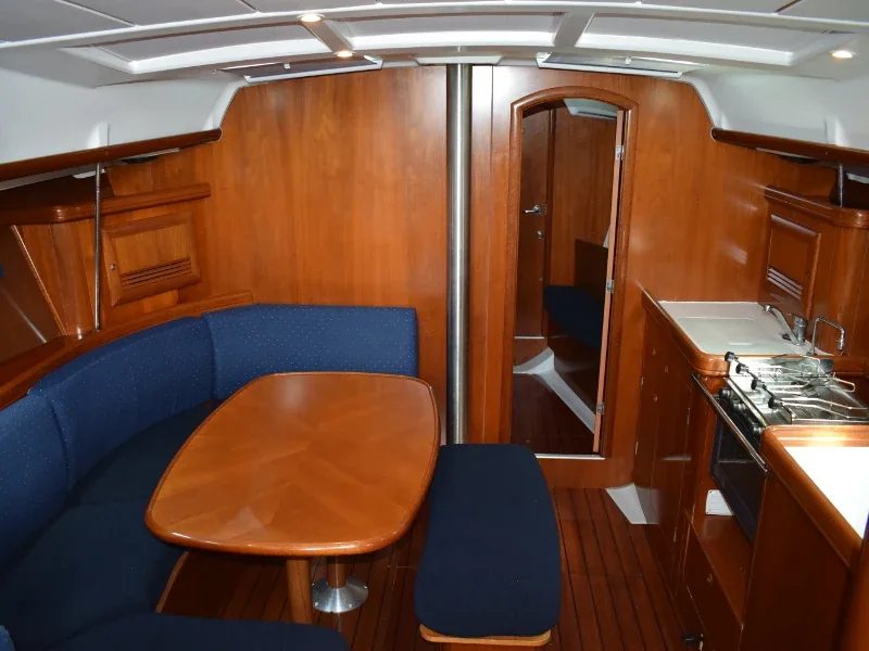 Yacht BENETEAU Oceanis 393 - Sabik
