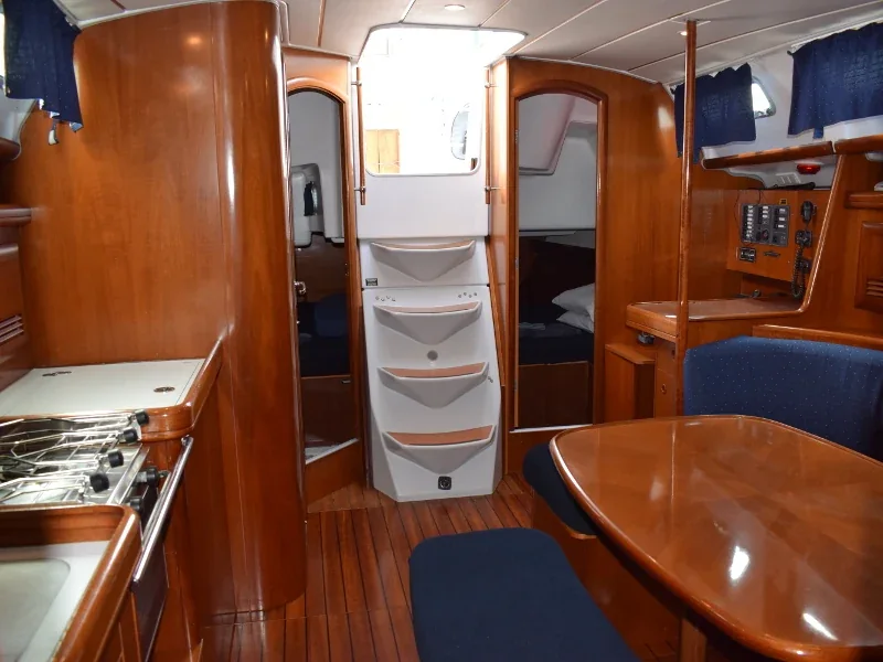 Yacht BENETEAU Oceanis 393 - Sabik - Foto 1