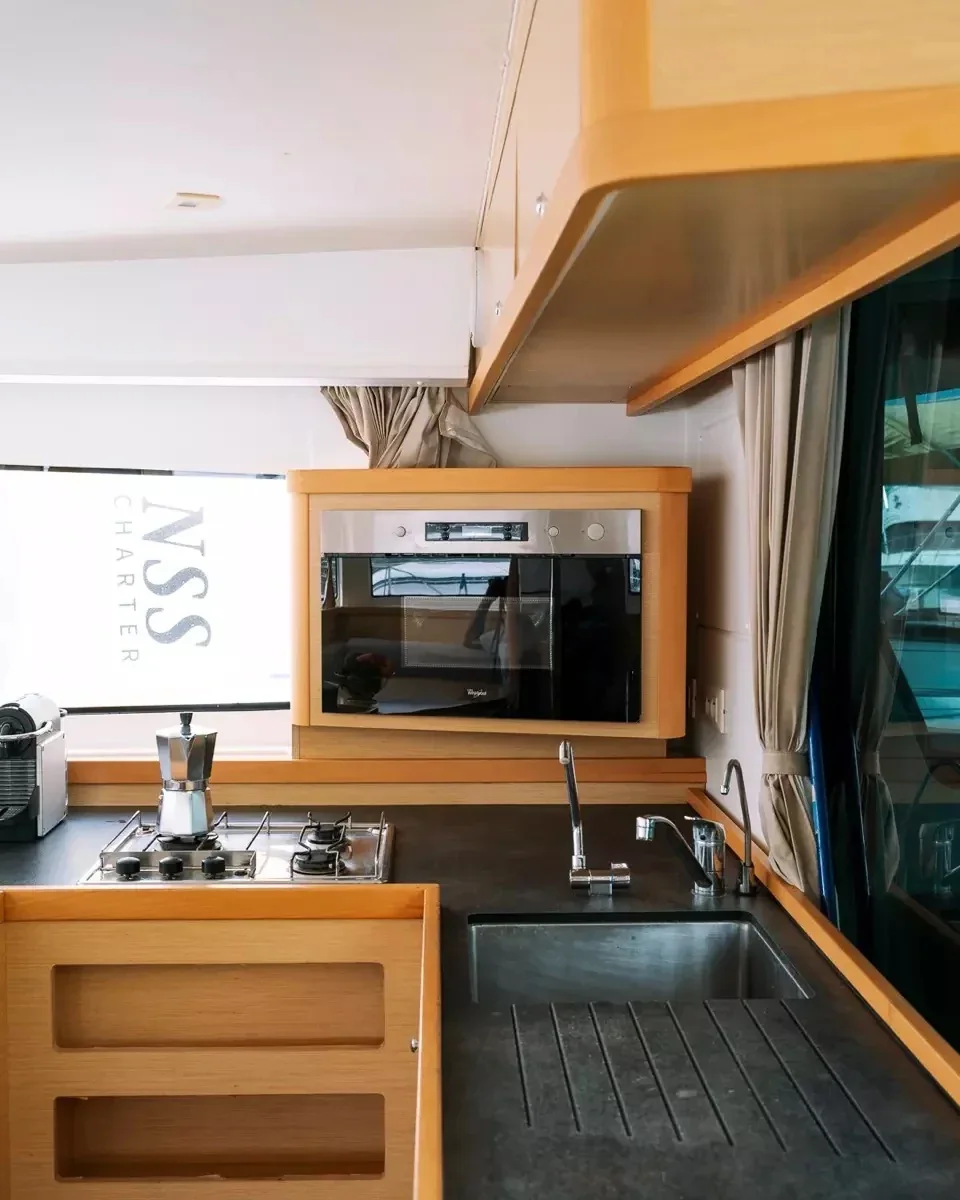 Yacht LAGOON 42 - Benetnash II - Foto 1