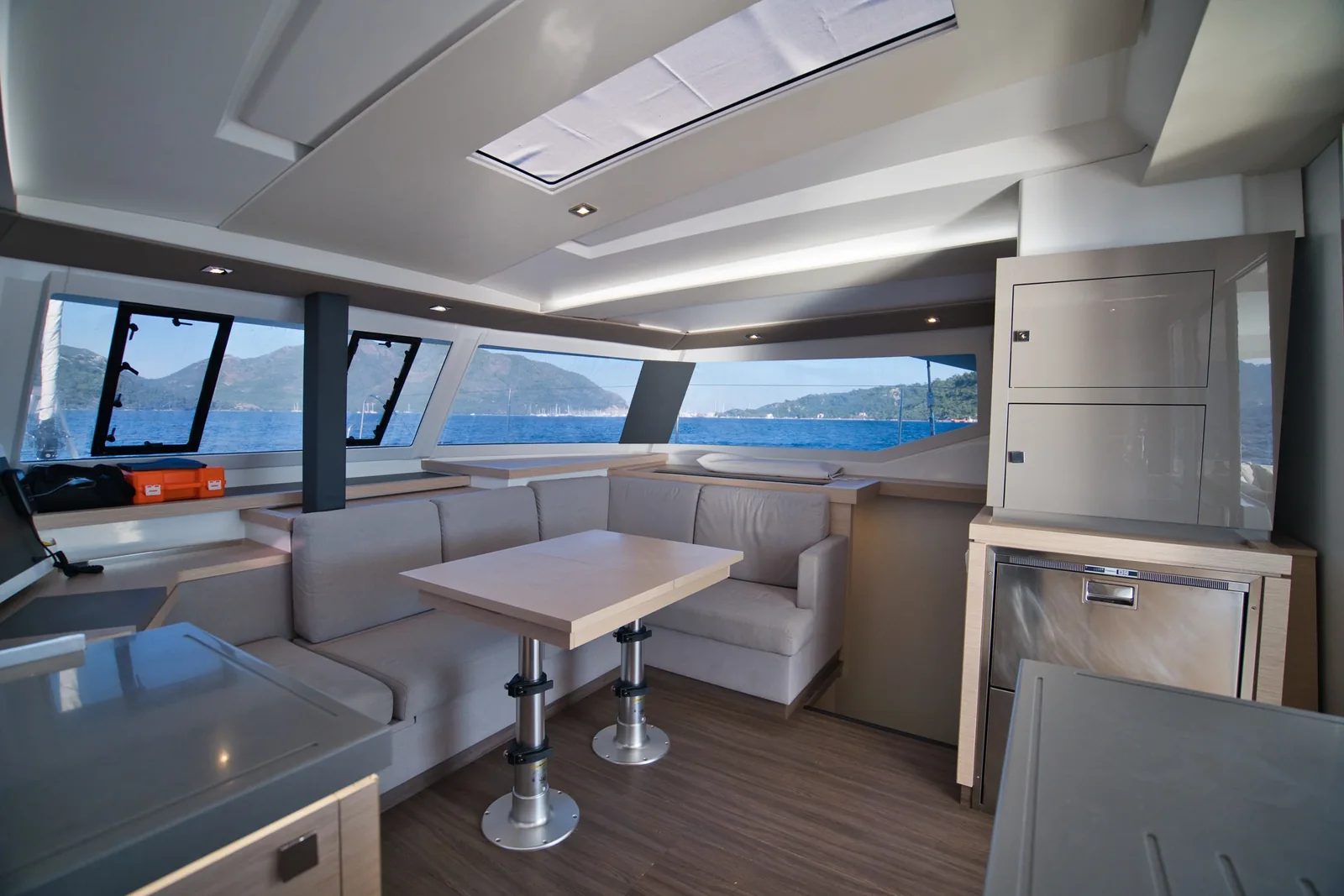 Yacht FOUNTAINE PAJOT Astrea 42 - Adele - Foto 1