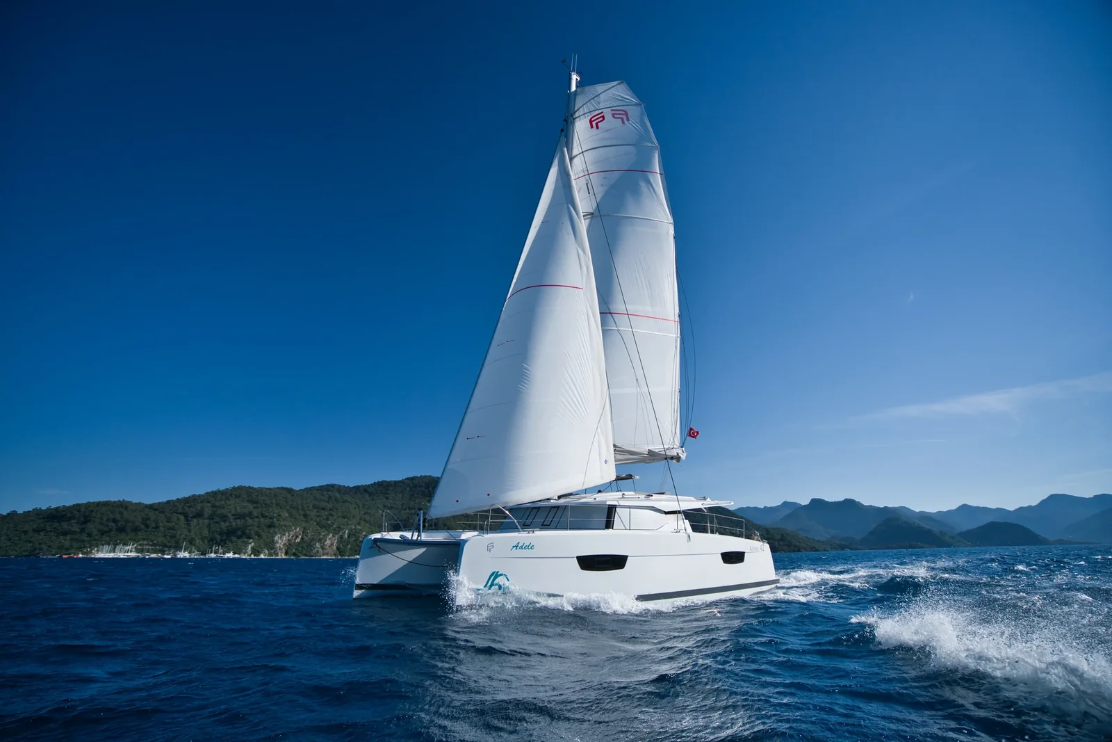 Yacht FOUNTAINE PAJOT Astrea 42 - Adele - Foto 1