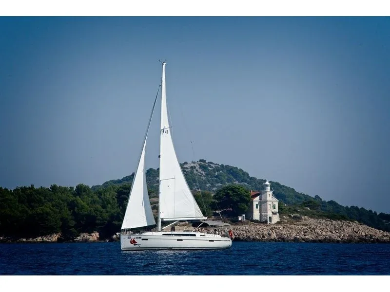 Yacht BAVARIA Cruiser 41 - MH 67 - Foto 1