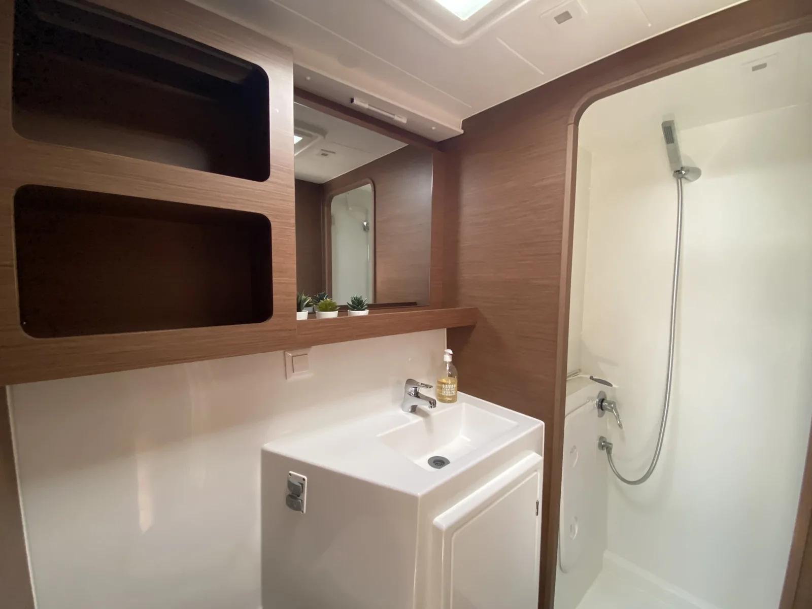 Yacht LAGOON 42 - Loki - Foto 1