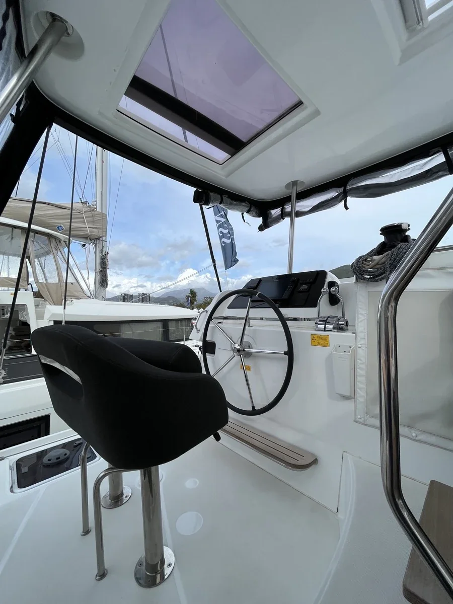 Yacht LAGOON 42 - Amlad - Foto 1