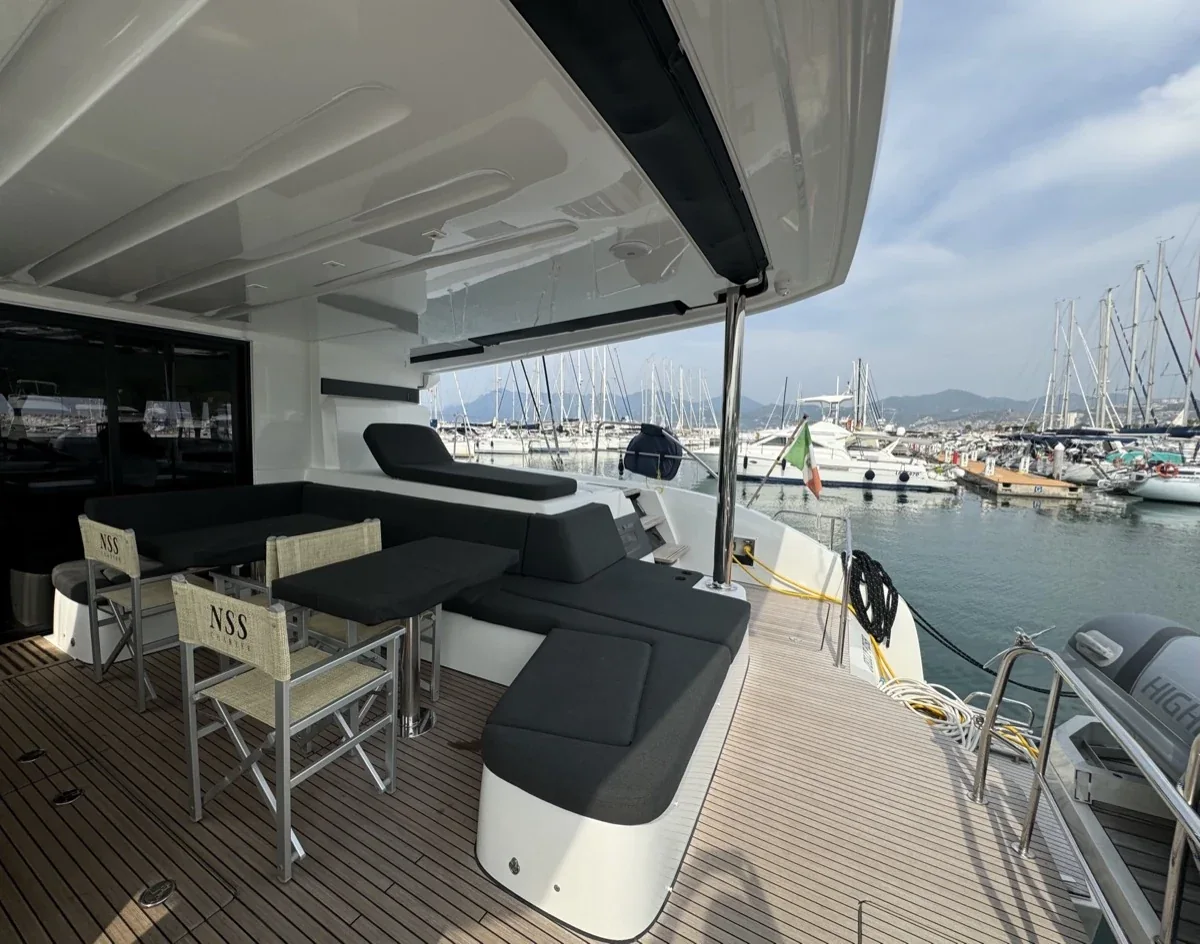 Yacht LAGOON 55 - Jellyfish