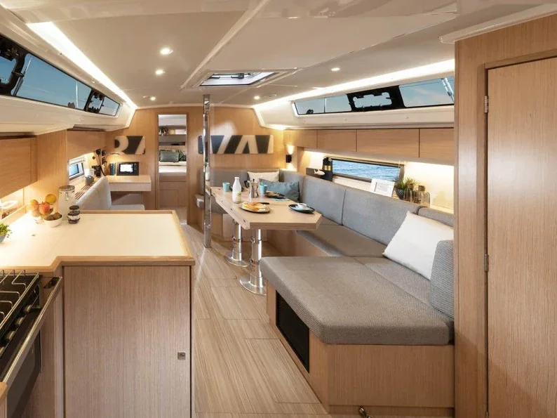 Yacht BAVARIA C42 - Valesia - Foto 1
