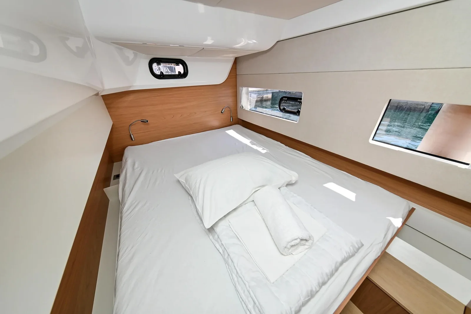 Yacht CATANA Bali Catsmart - Rose Sunset V