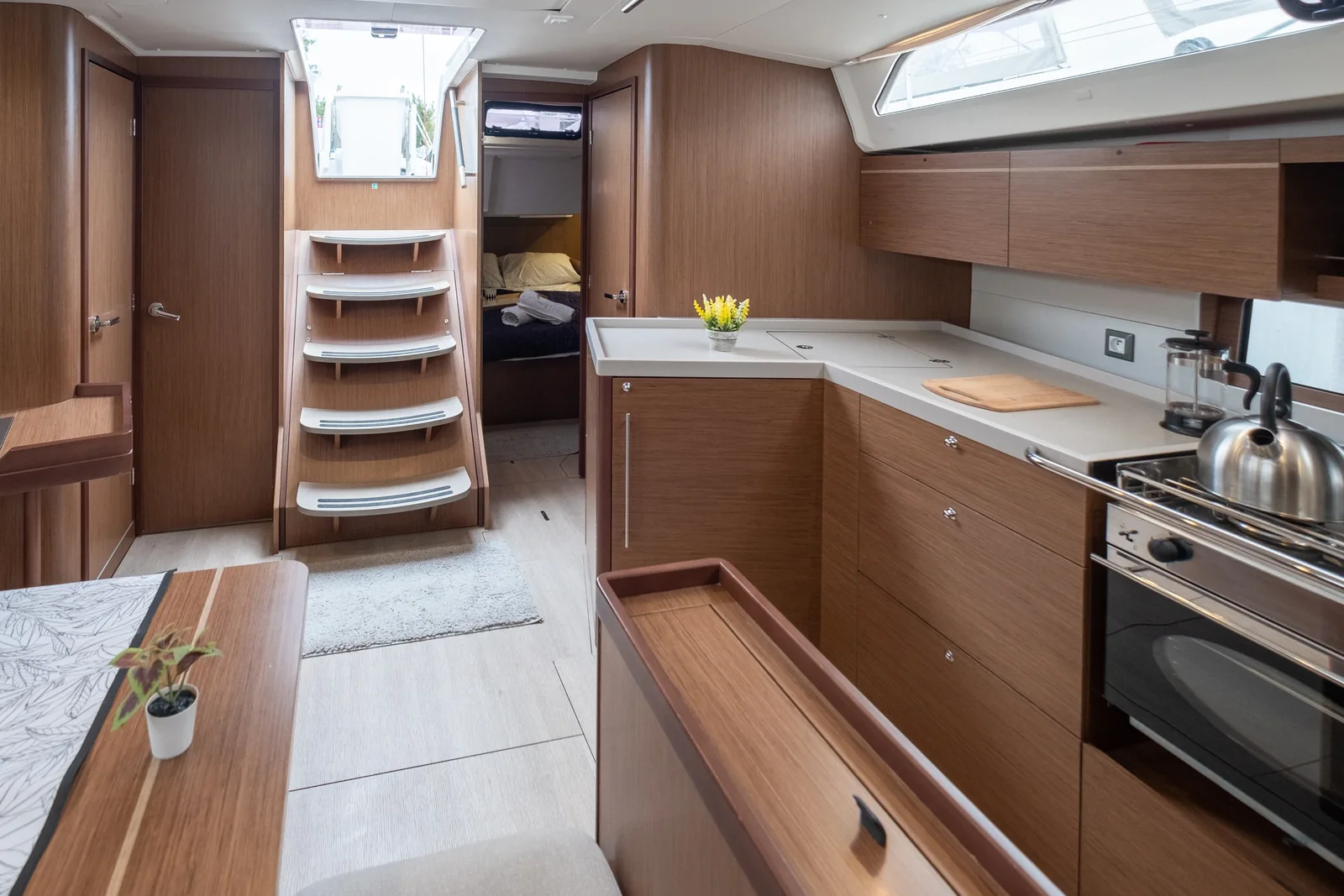Yacht BENETEAU Oceanis 46.1 - July - Foto 1
