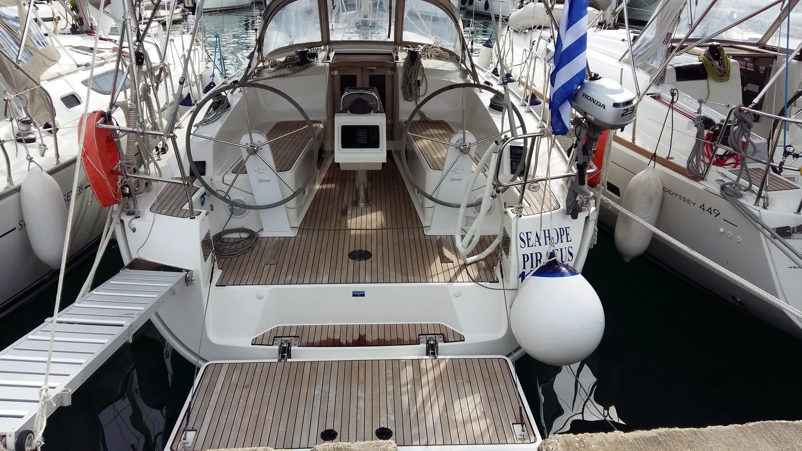 Yacht BAVARIA Cruiser 37 - Sea Hope