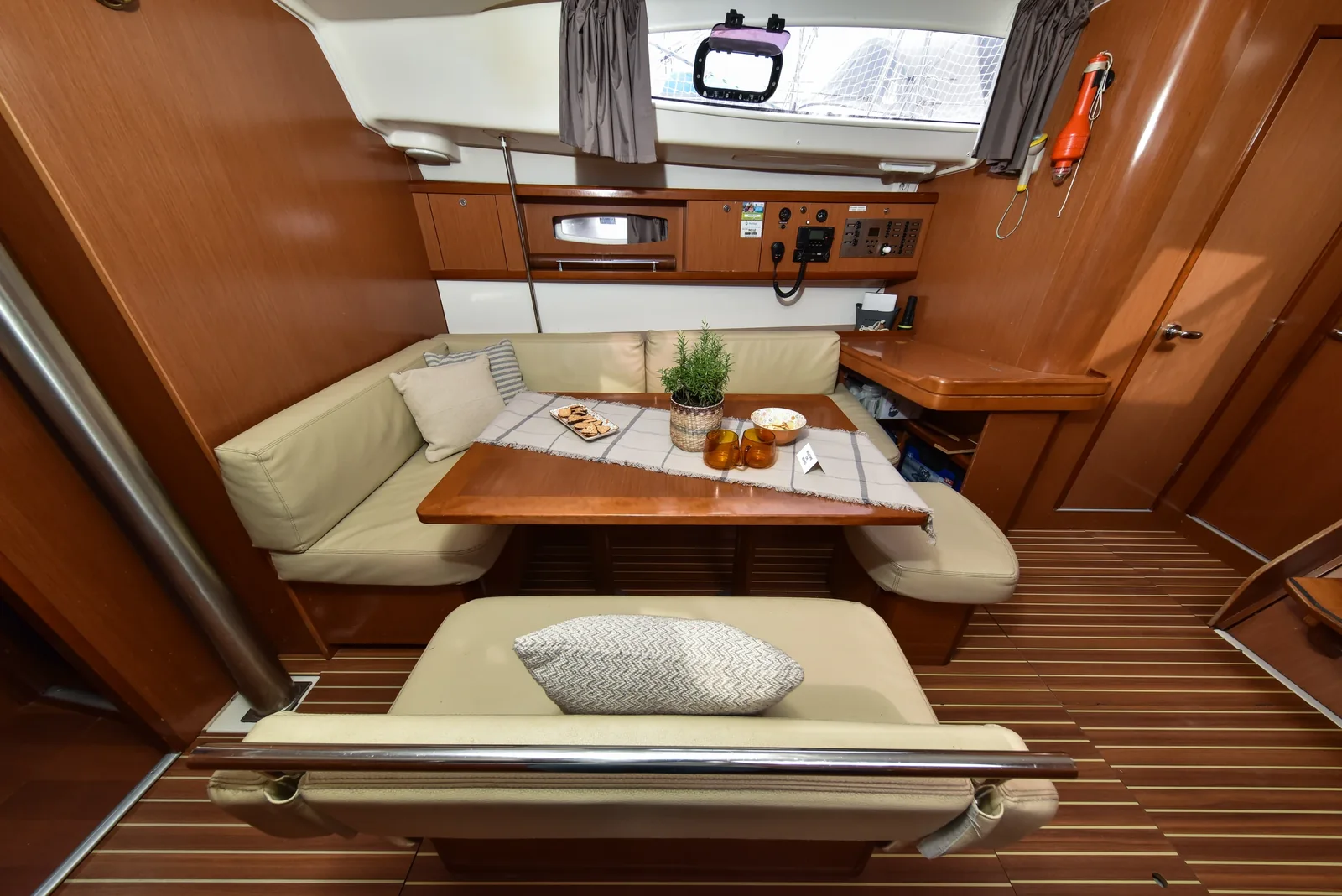Yacht BENETEAU Oceanis 43 - Playmaker - Foto 1