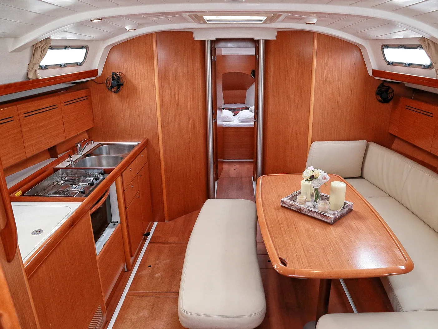 Yacht BENETEAU Cyclades 43.4 - Too Lucky - Foto 1