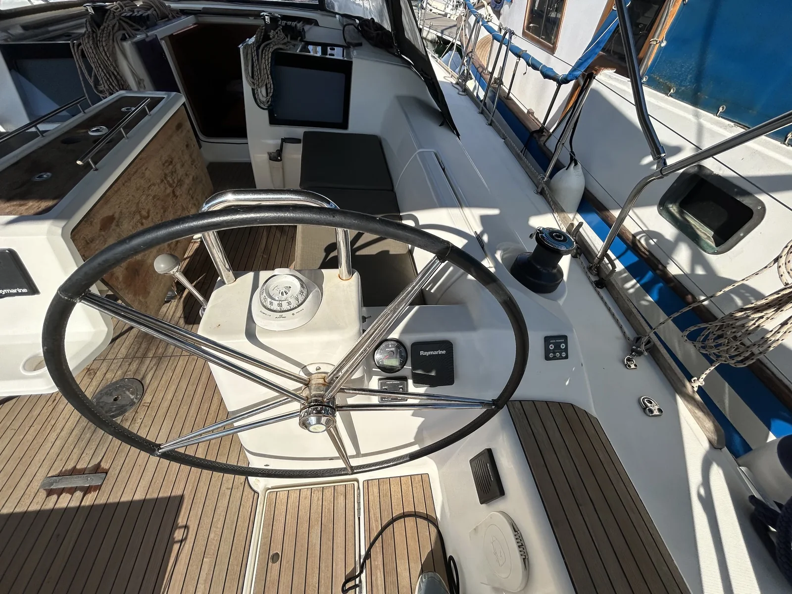 Yacht DUFOUR 460 Grand Large - Tango I - Foto 1