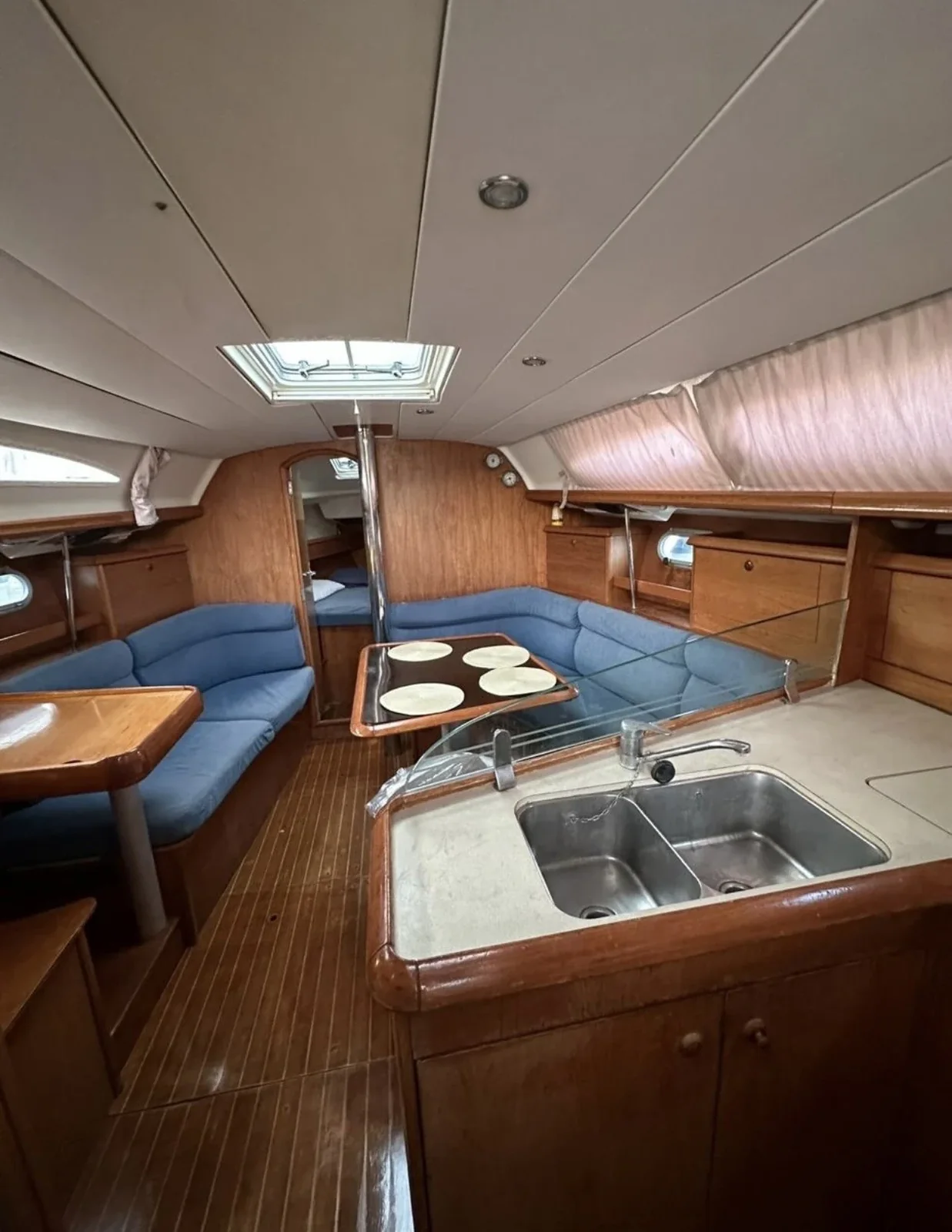 Yacht JEANNEAU Sun Odyssey 37 - Lina - Foto 3