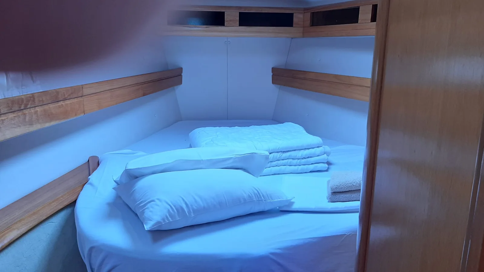Yacht BAVARIA 42 Cruiser - Pošip - Foto 9