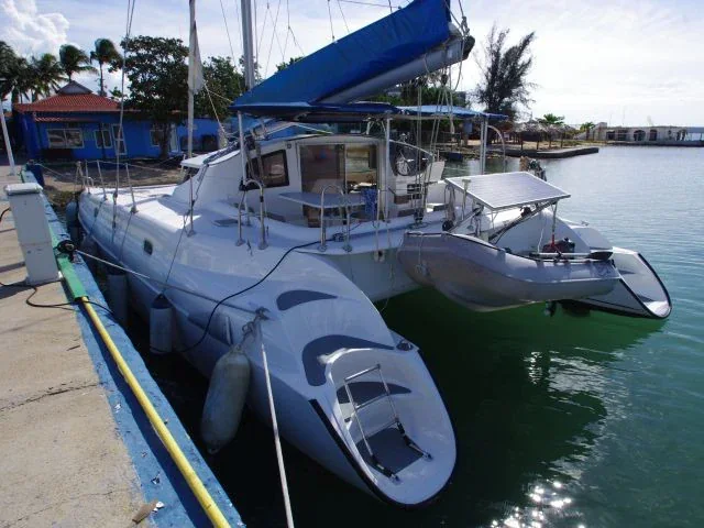 Yacht FOUNTAINE PAJOT Athena 38 - La Perla - Foto 1