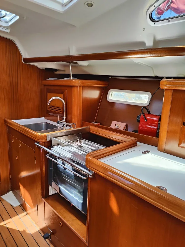 Yacht BENETEAU Oceanis 393 - Crete - Foto 1