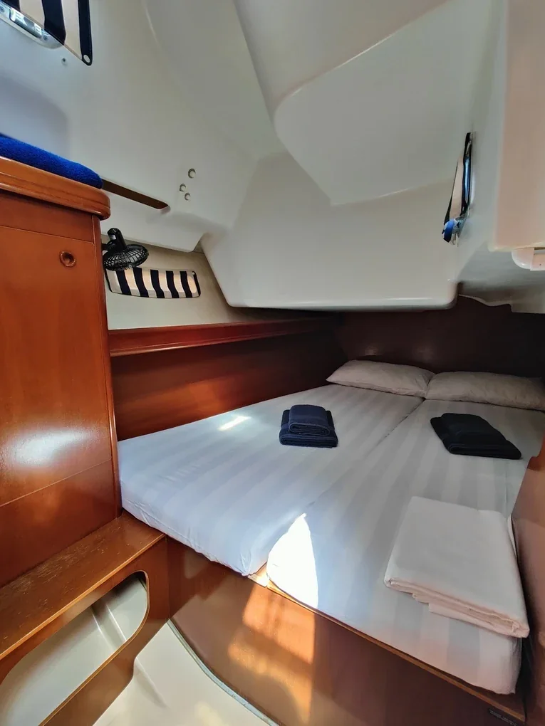Yacht BENETEAU Oceanis 393 - Crete - Foto 1